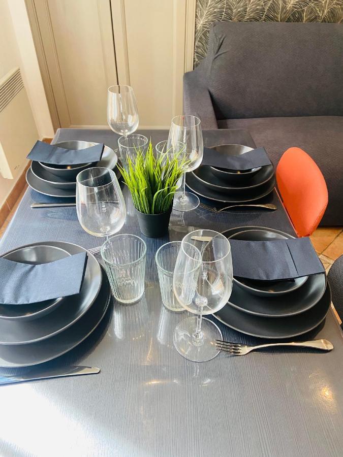 Corso Home- Central Apartment In Menton Luaran gambar